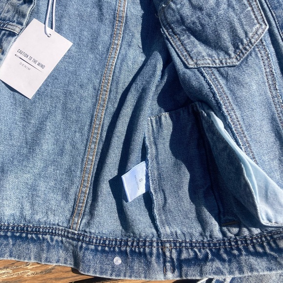 Light Wash Denim Jacket - Picture 3 of 4